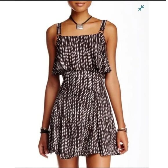 Free People Mini Dress Womens Size 4 Paper Flower Printed Ruffle Fit and Flare - Picture 1 of 10